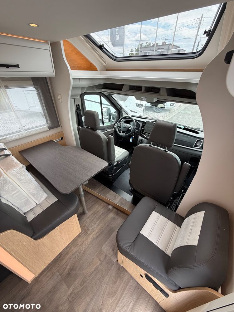 Sunlight T680 Adventure Edition - 11