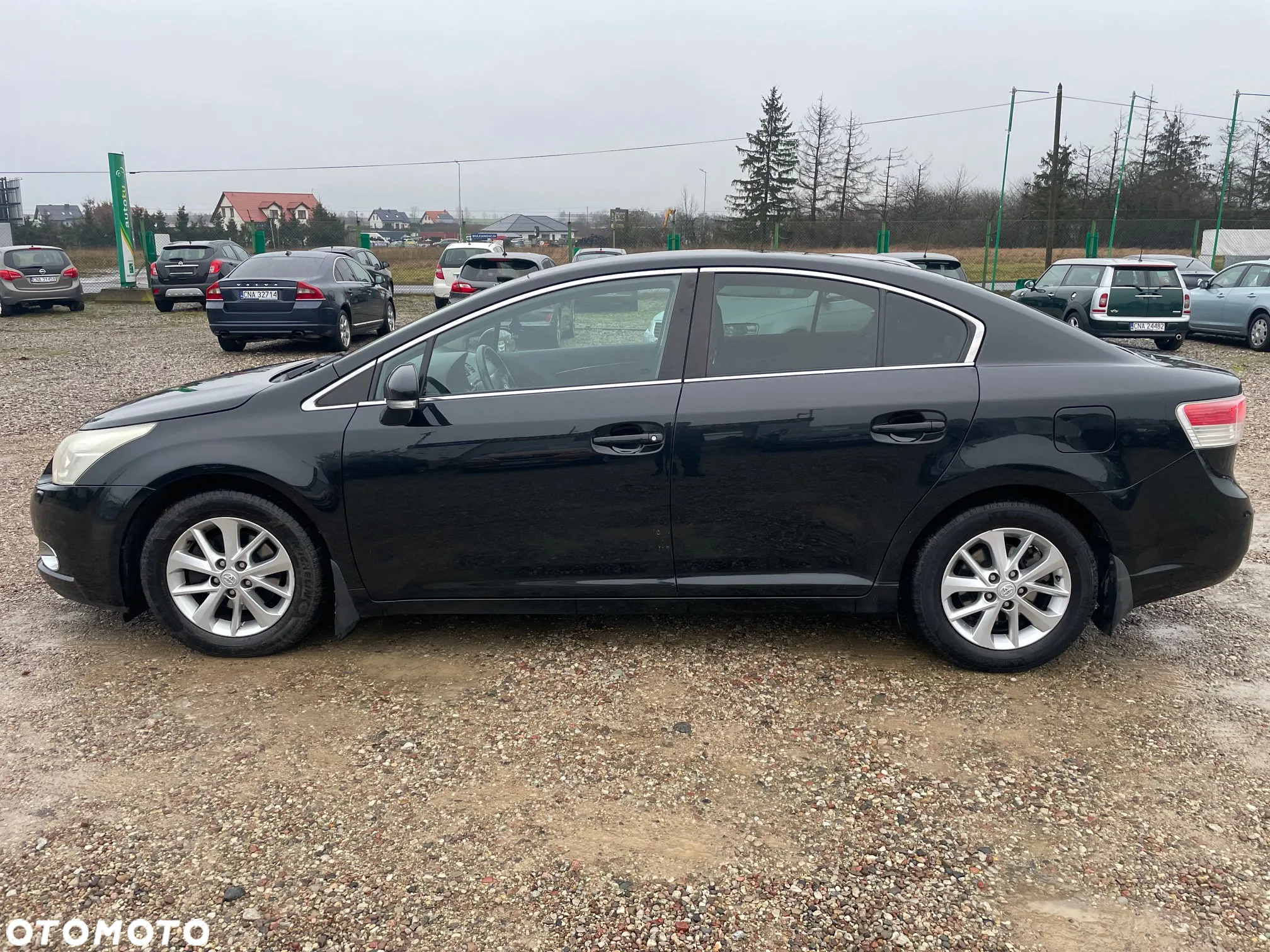 Toyota Avensis 1.8 Comfort - 8