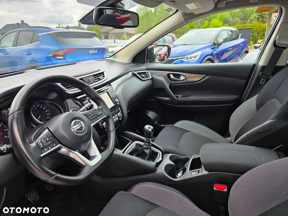Nissan Qashqai 1.6 DIG-T N-Connecta - 17