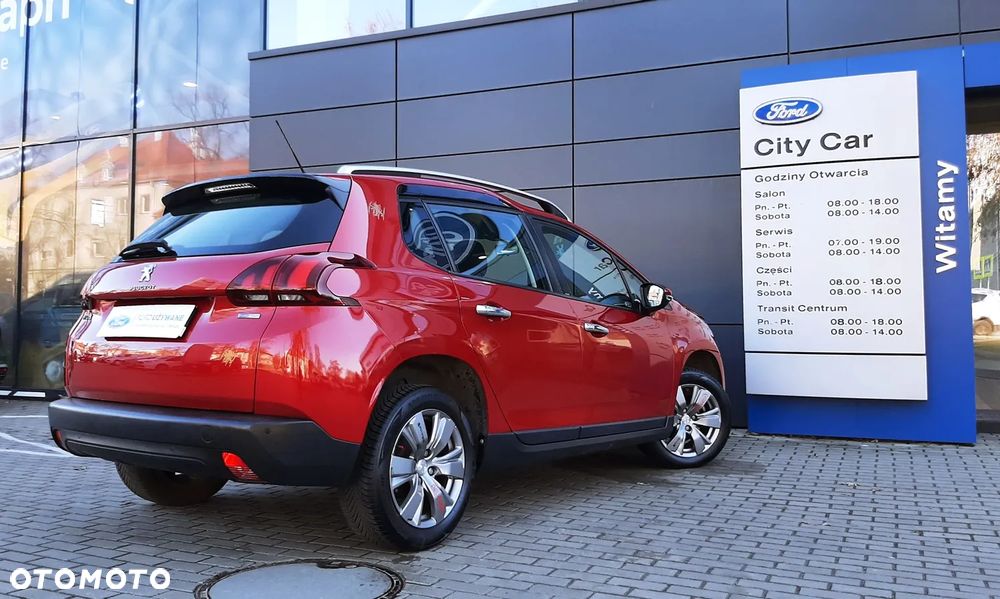 Peugeot 2008 1.2 Pure Tech Active S&S - 39