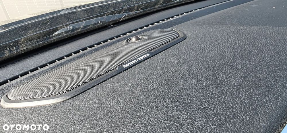 RAM 1500 5.7 Crew Cab Shortbed Laramie Black - 28