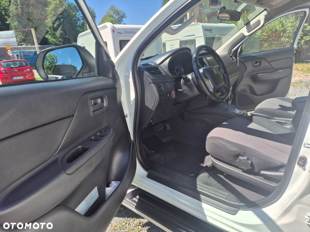 Mitsubishi L200 Pick Up 4x4 S&S Autm Double Cab Plus - 19