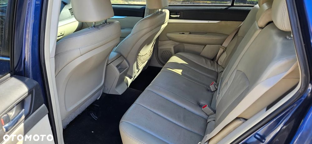Subaru Outback - 7