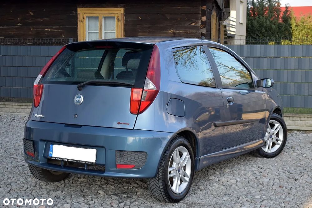 Fiat Punto 1.4 16V Sporting - 11
