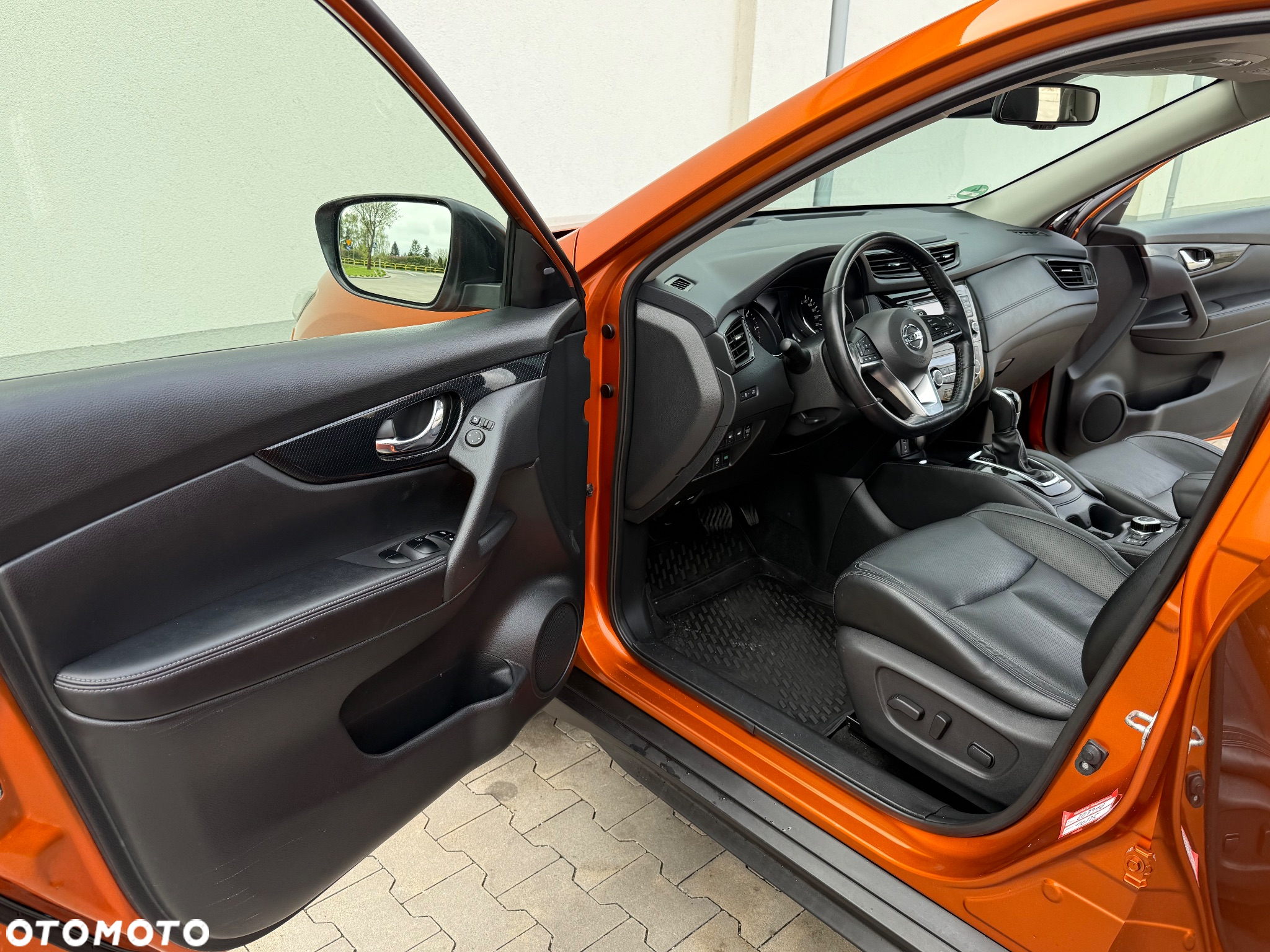 Nissan X-Trail 2.0 dCi Tekna 4WD Xtronic 7os - 9