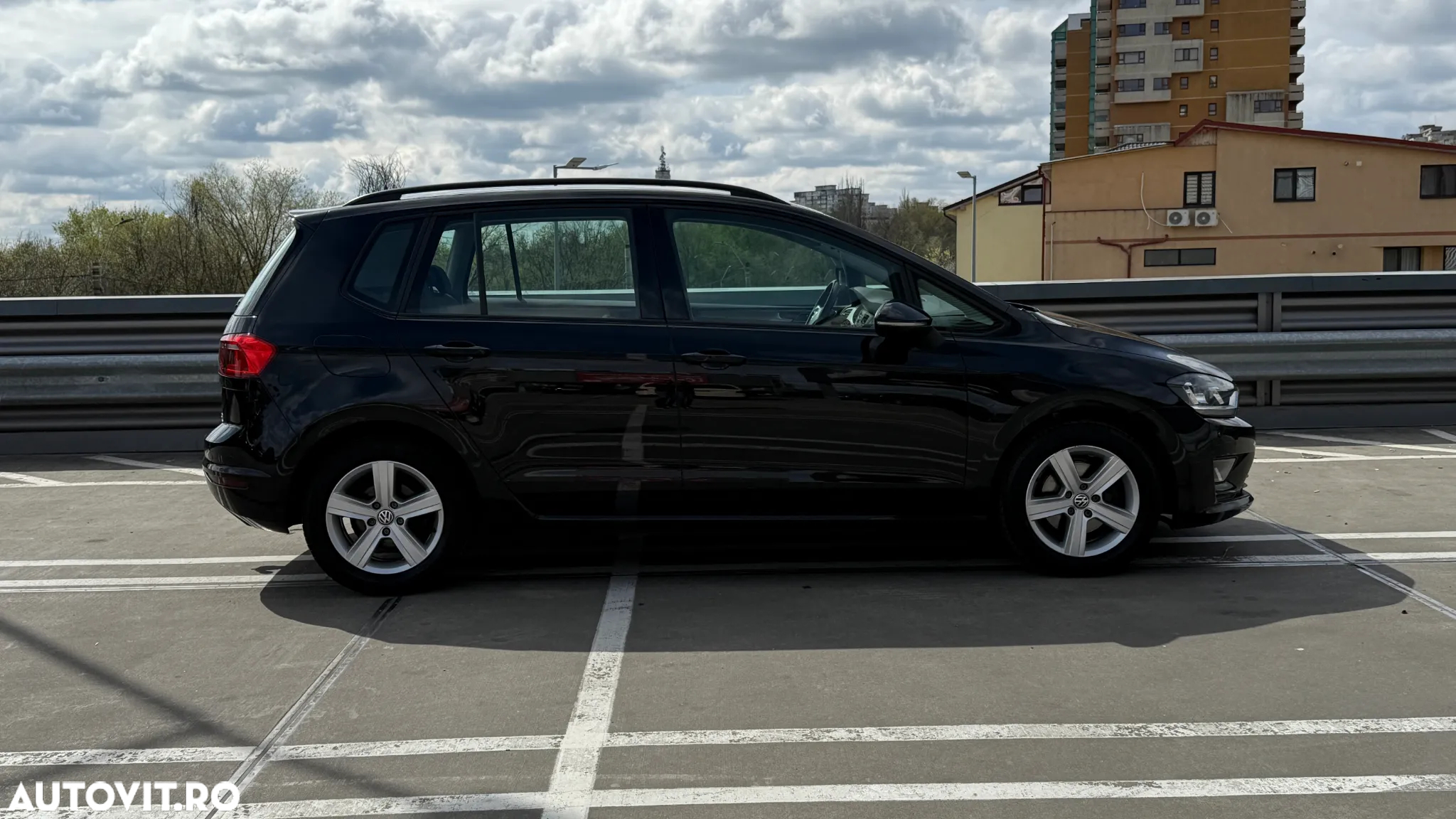 Volkswagen Golf Sportsvan 1.4 TSI (BlueMotion Technology) Comfortline - 6