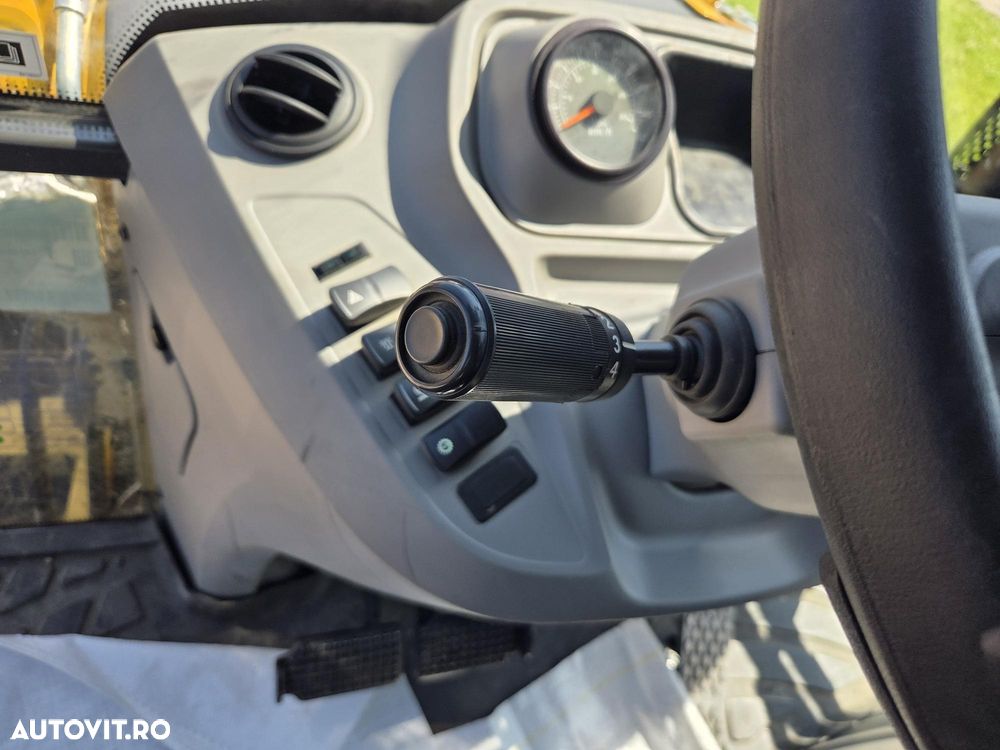 New Holland EX DEMO, 184h, B100D, FULL OPTION, 120CP, cutie automata POWERSHIFT, brat excavare extensibil cu inst picon pe el, MICHELIN, cupa multifunctionala 4x1, FURCI, Aer cond, Certificat CE, posibilitate leasing 4 ani-PROMOTIE 75.900 EUR+Tva - 37