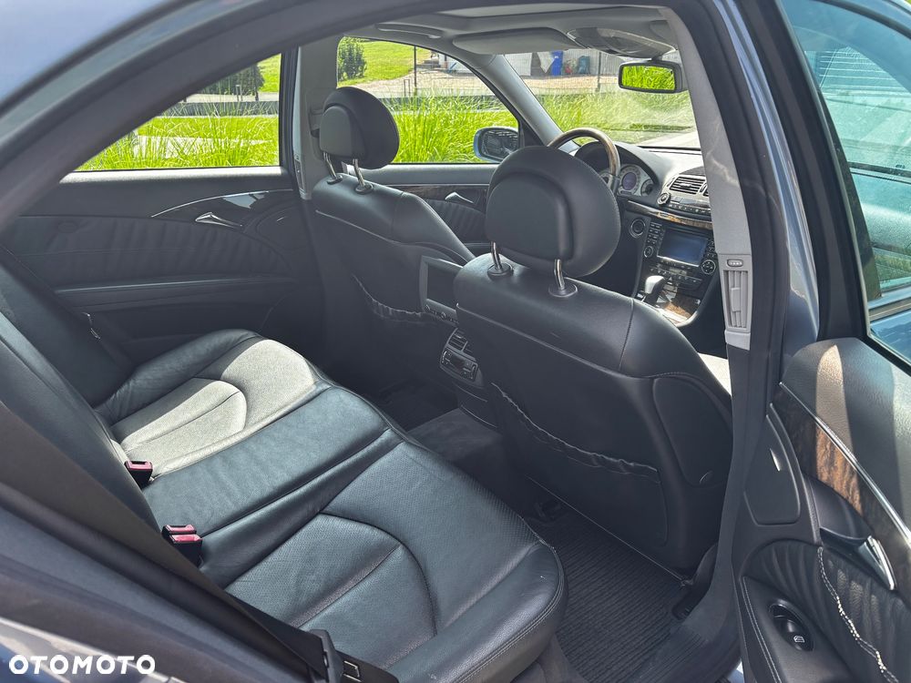 Mercedes-Benz Klasa E 500 7G-TRONIC Avantgarde - 11