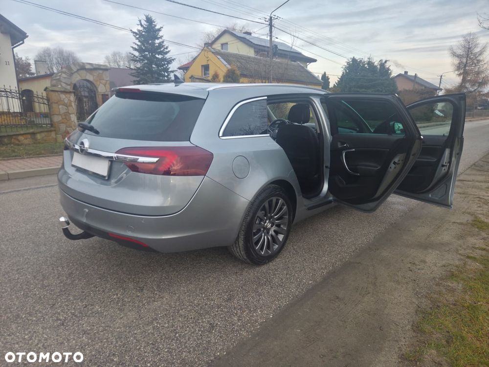 Opel Insignia - 22