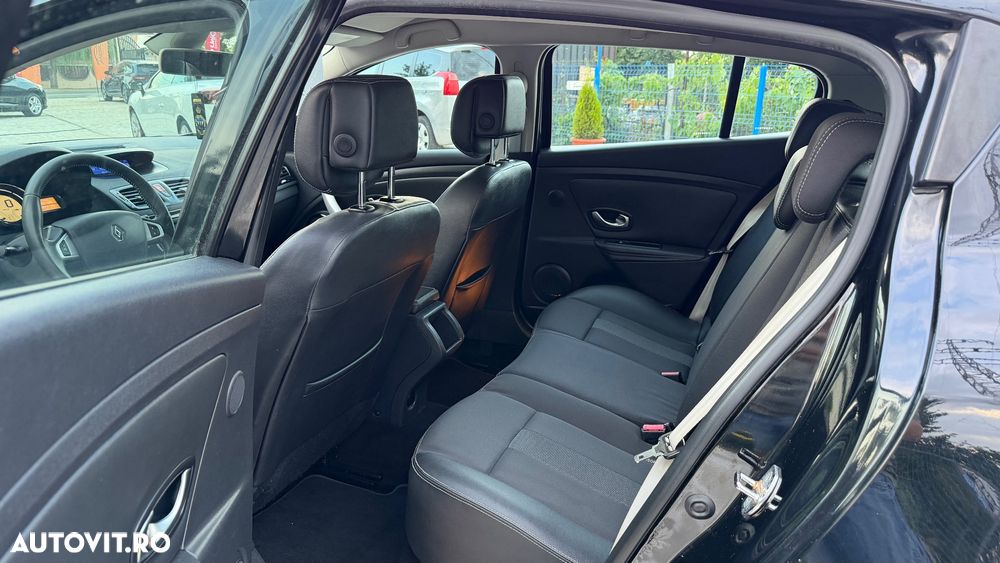 Renault Megane ENERGY dCi 110 Start & Stop Bose Edition - 6