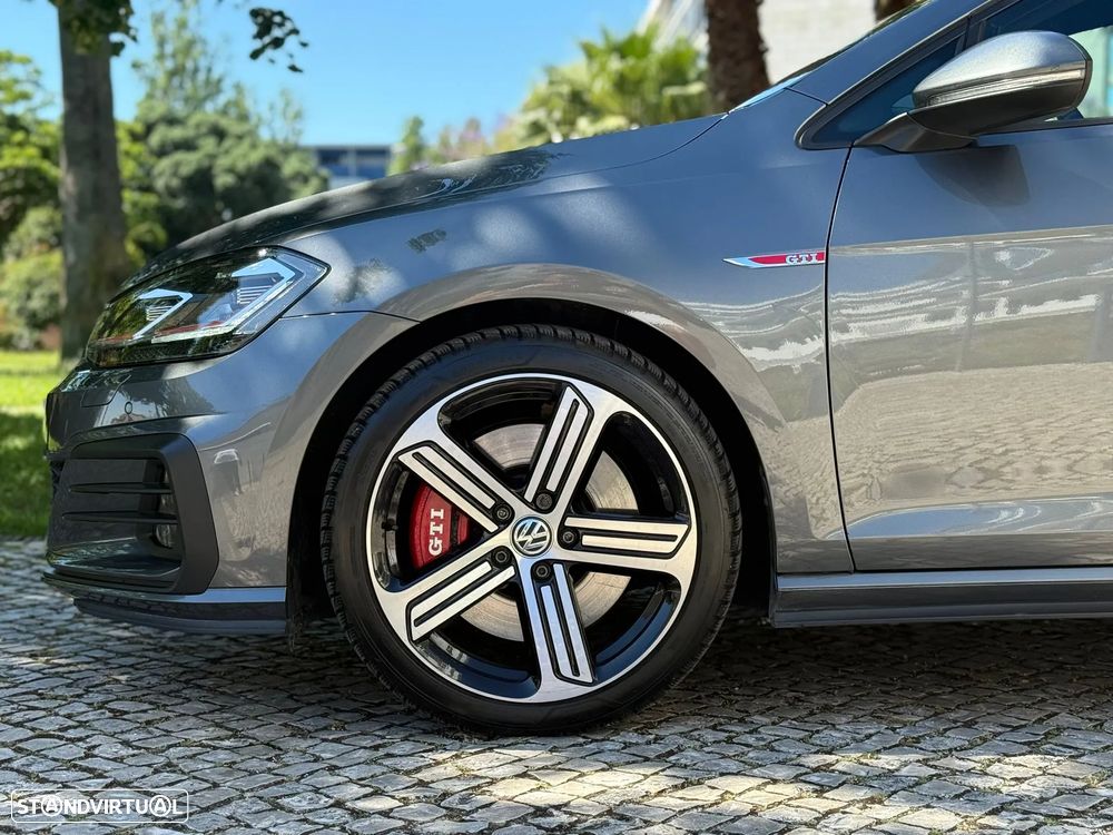 VW Golf 2.0 TSI GTI DSG Performance - 38