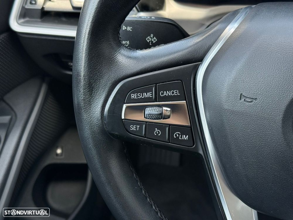 BMW 330 e Corporate Edition Auto - 29