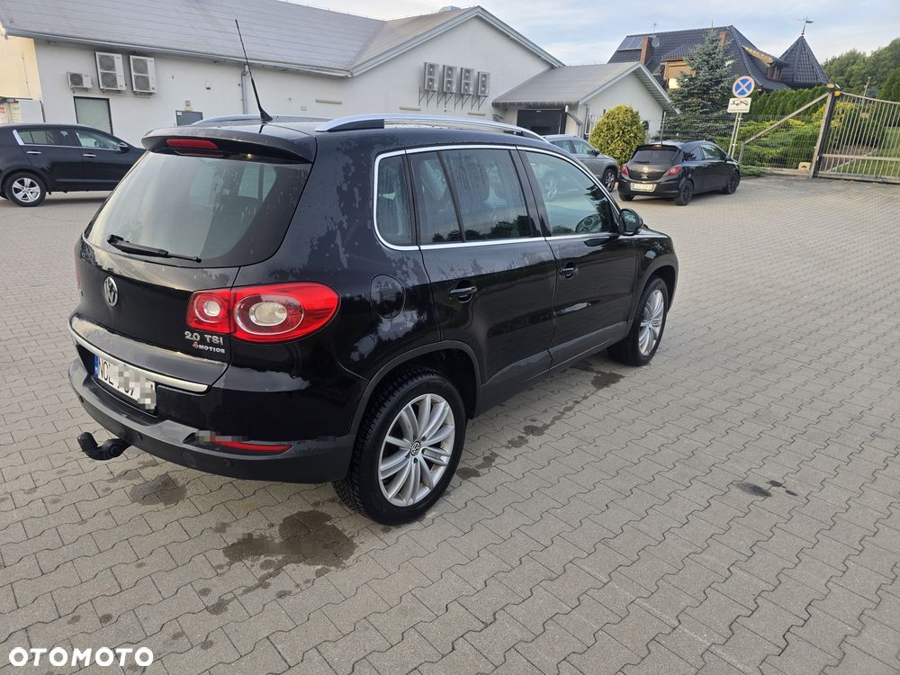 Volkswagen Tiguan - 4