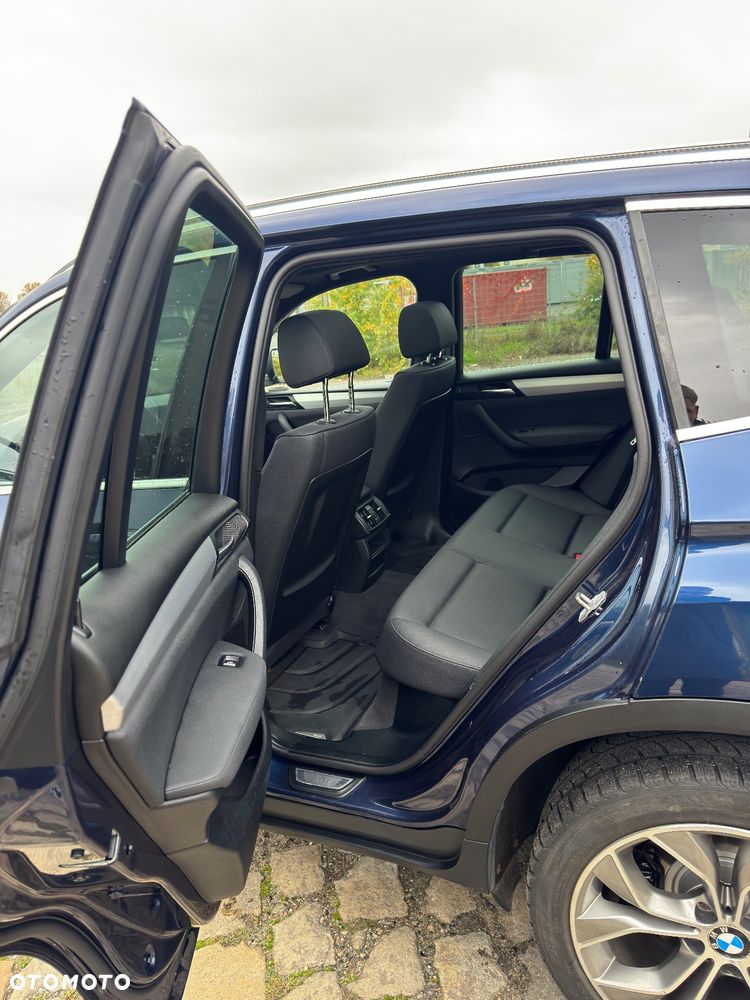 BMW X3 xDrive20d - 11