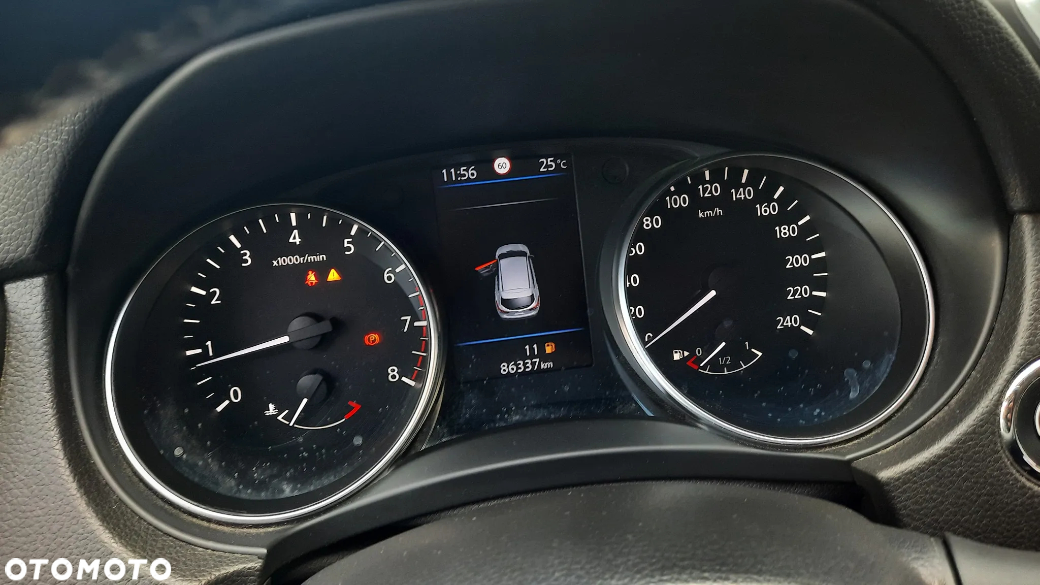 Nissan Qashqai 1.3 DIG-T N-Connecta - 10
