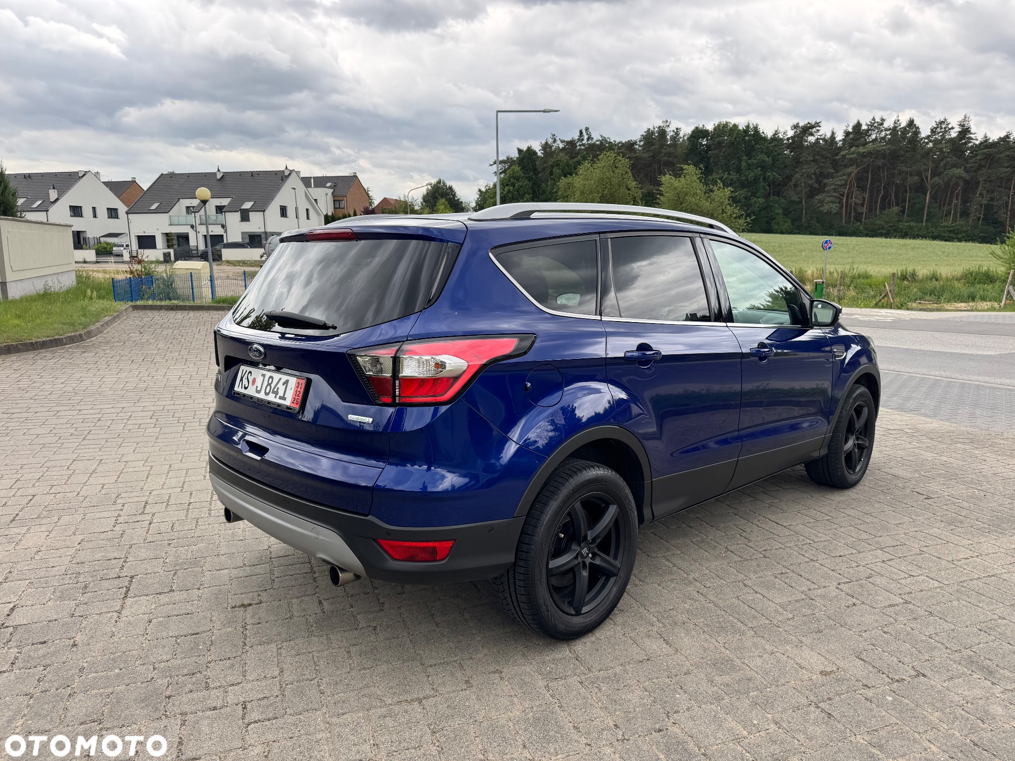 Ford Kuga 1.6 EcoBoost 2x4 Titanium - 9