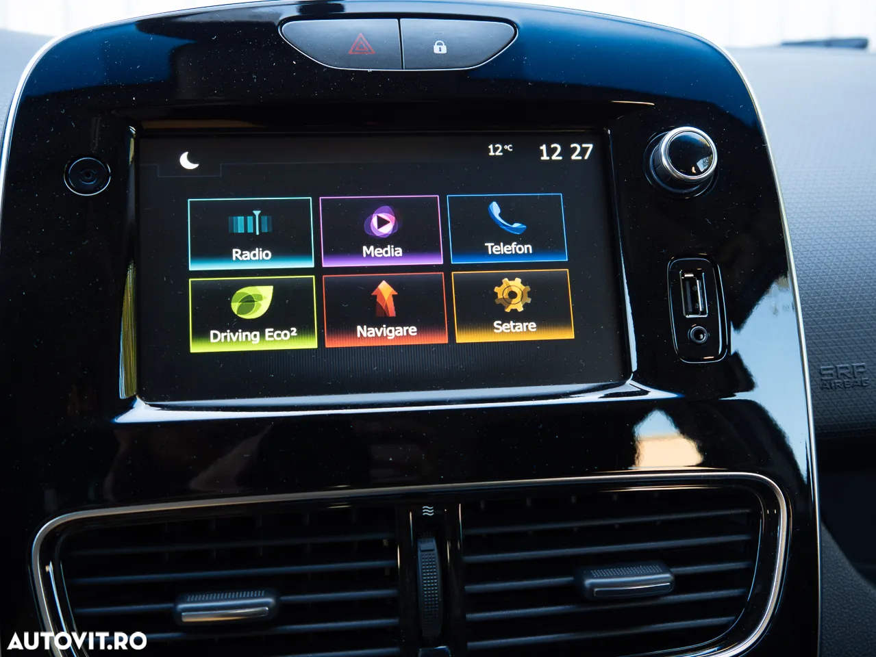 Renault Clio - 30