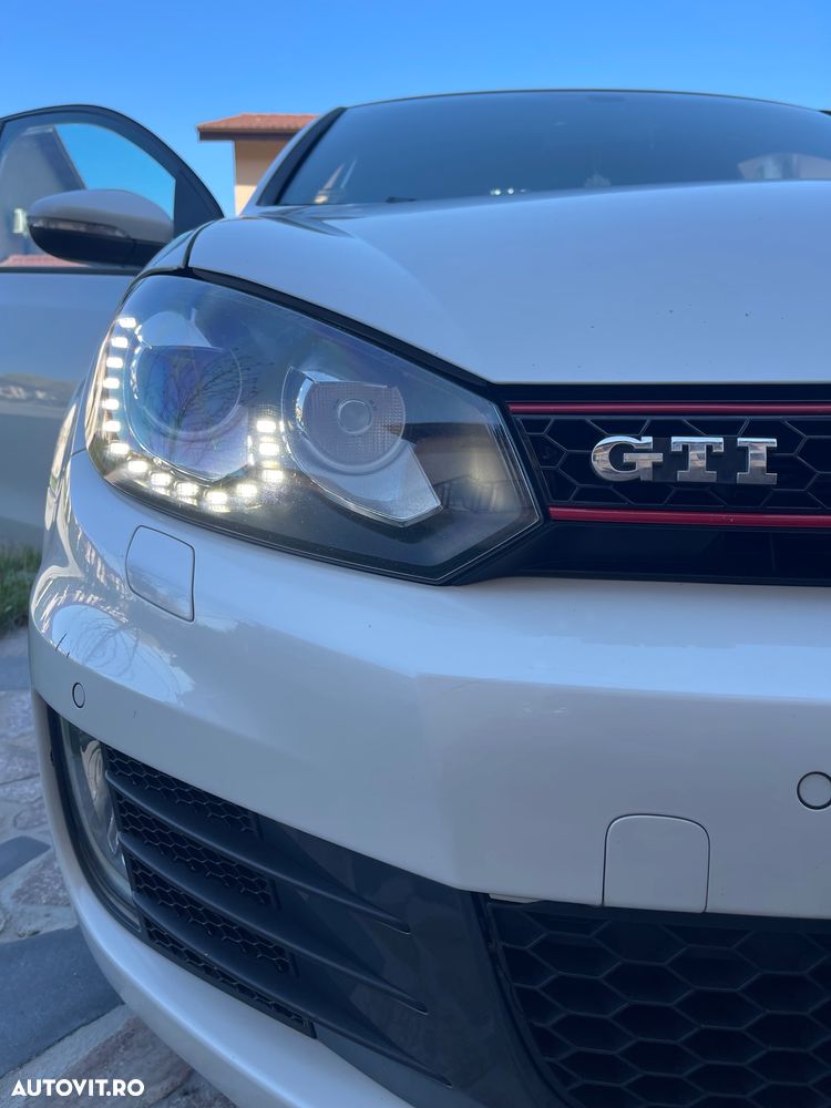 Volkswagen Golf - 29