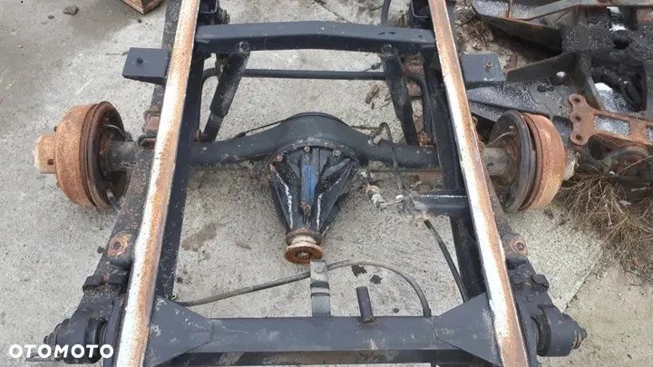 Nissan Trade 3.0 D, 2.8 D Tylny most ! Polecam, wysyłka !! - 1