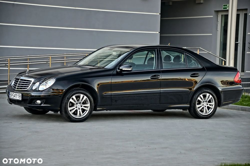 Mercedes-Benz Klasa E - 21