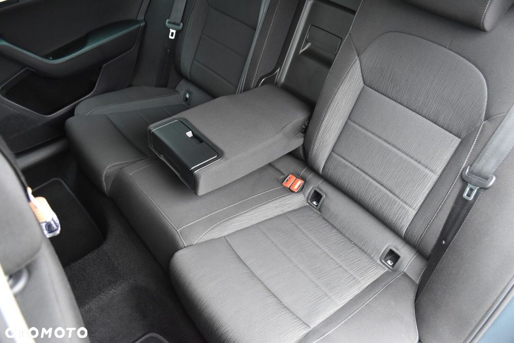 Skoda Superb 2.0 TDI Ambition - 28