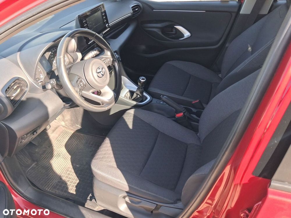 Toyota Yaris 1.5 Comfort - 9
