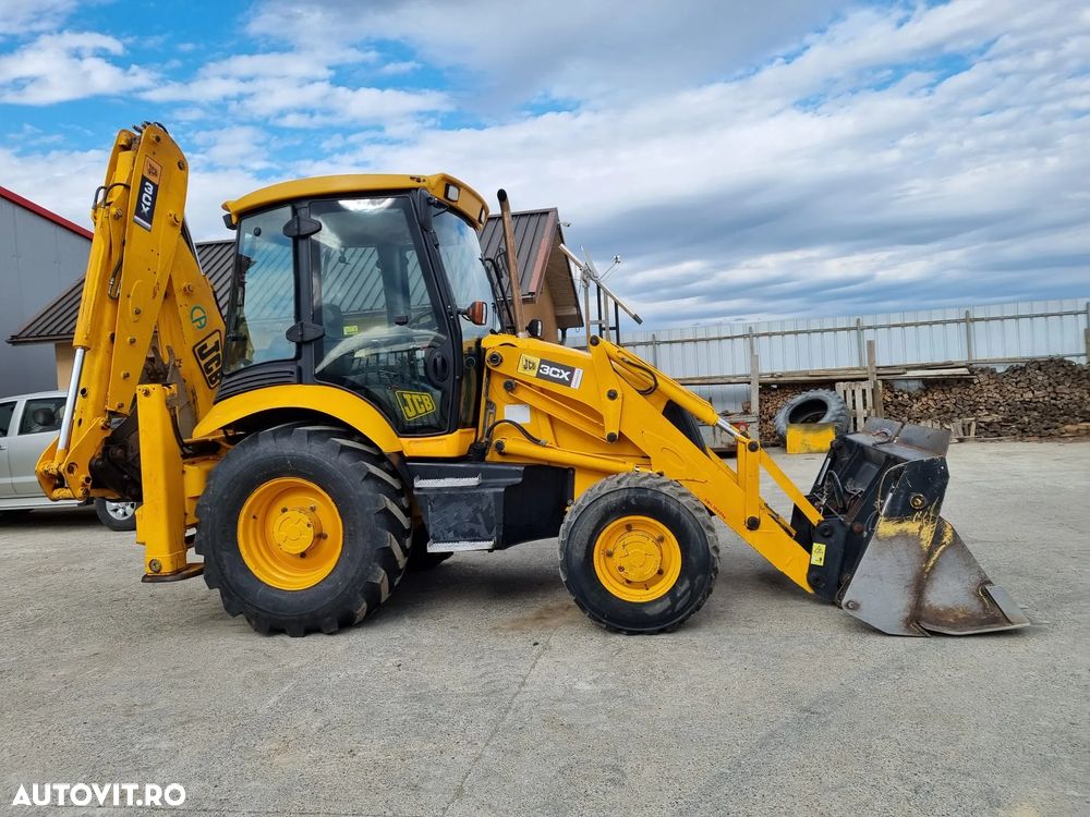 JCB 3CX - 8