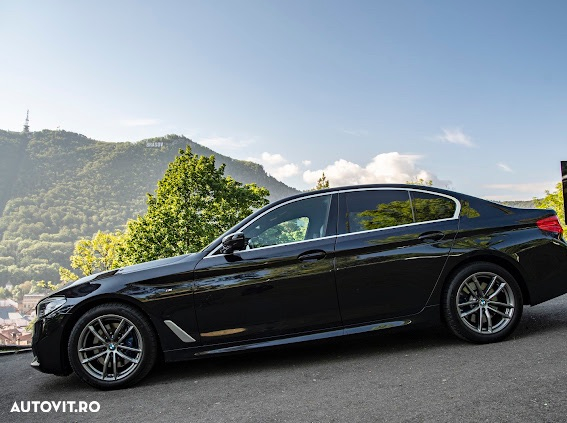 BMW Seria 5 530d xDrive AT - 14