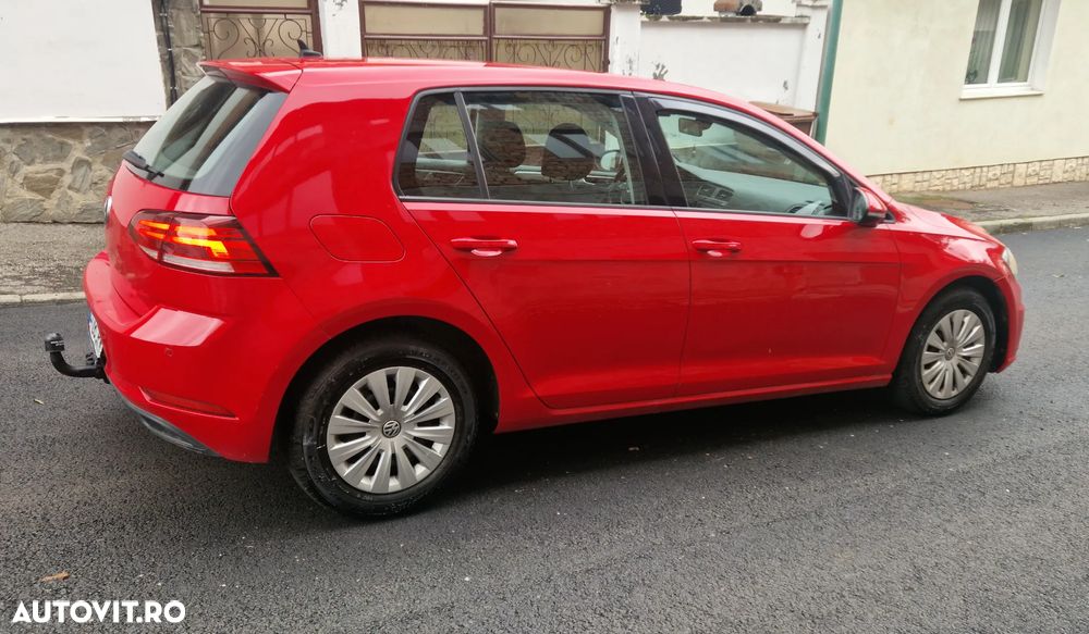 Volkswagen Golf 1.6 TDI DPF BMT Comfortline - 2