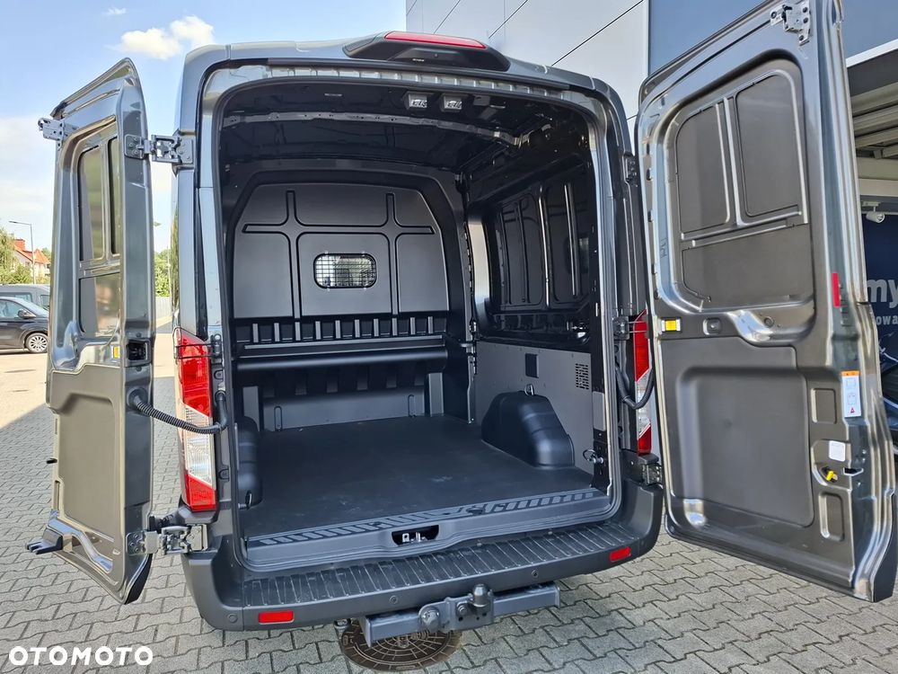 Ford Transit DCIV Brygadowy, Brygadówka - 9
