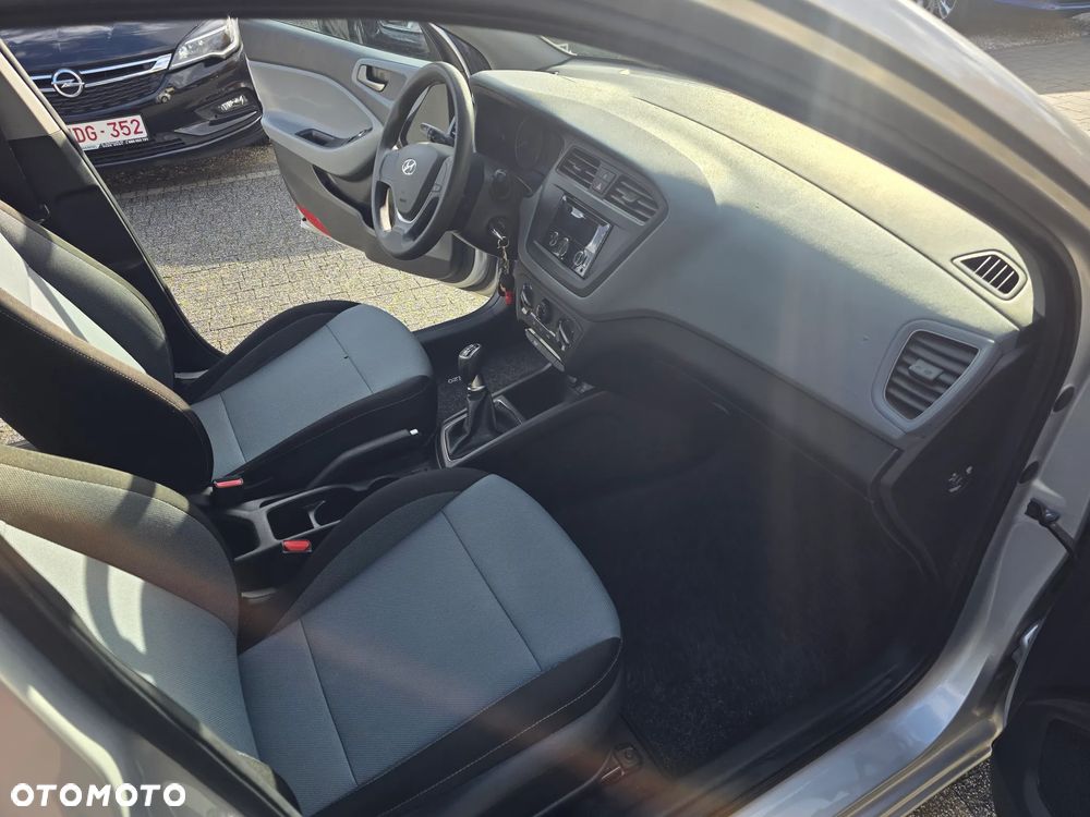 Hyundai i20 blue 1.0 T-GDI Trend - 13