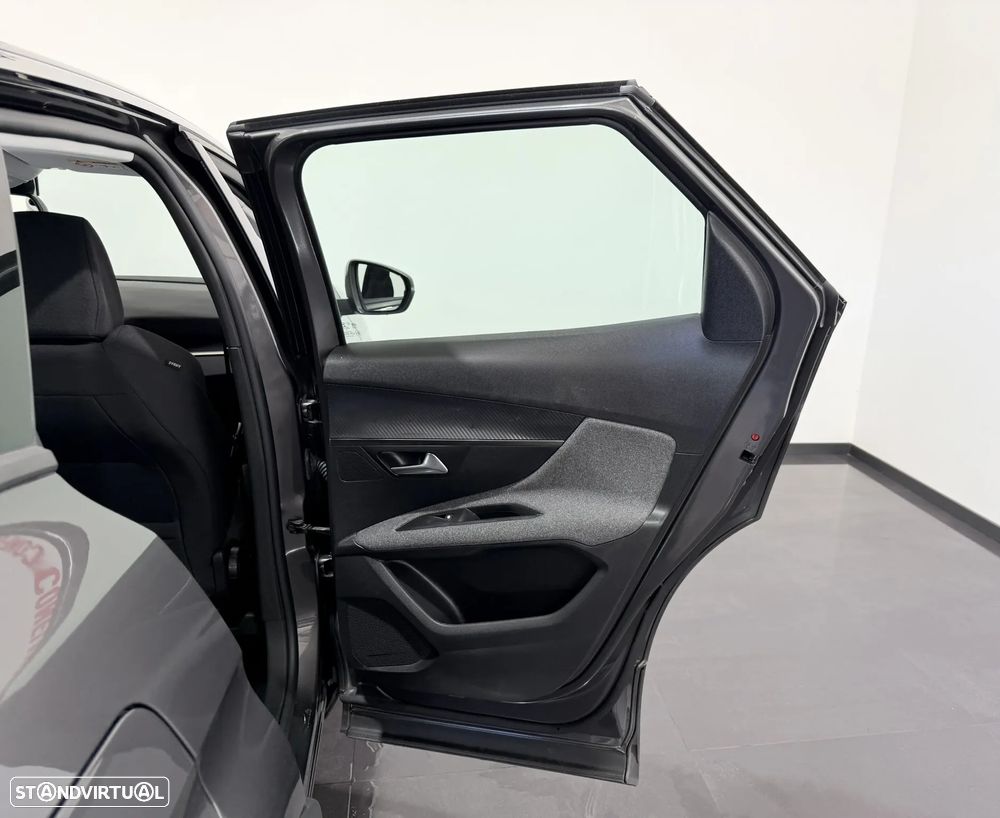 Peugeot 3008 1.5 BlueHDi Active - 45
