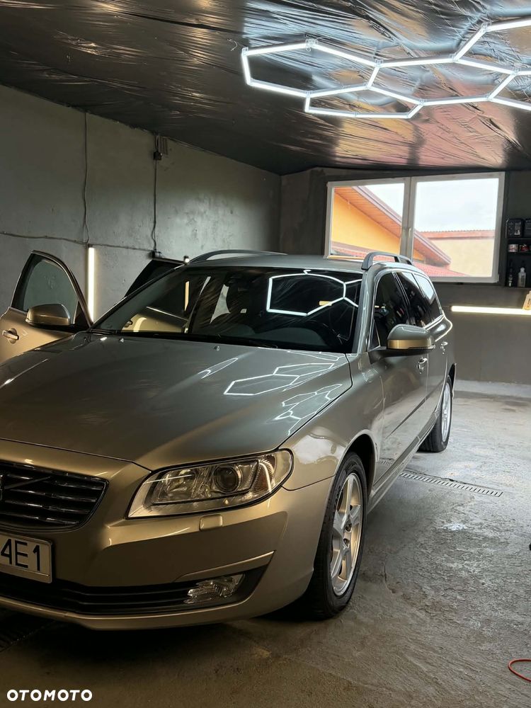 Volvo V70 D2 Linje Classic - 1