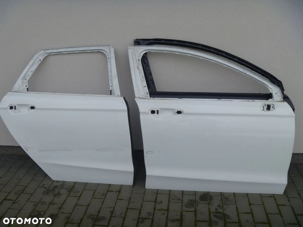 FORD MONDEO MK5 KOMBI ST LINE ZDERZAK TYLNY ŁADNY 6 pdc - 8