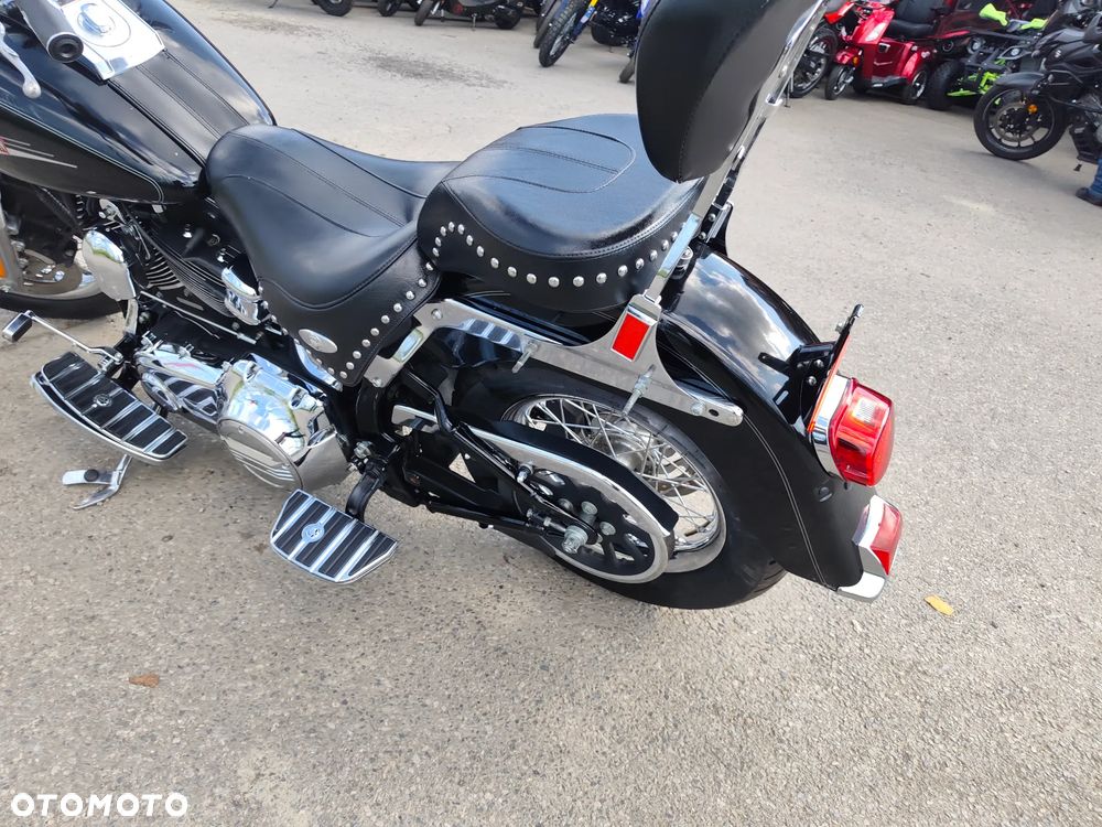 Harley-Davidson Softail Heritage Classic - 17