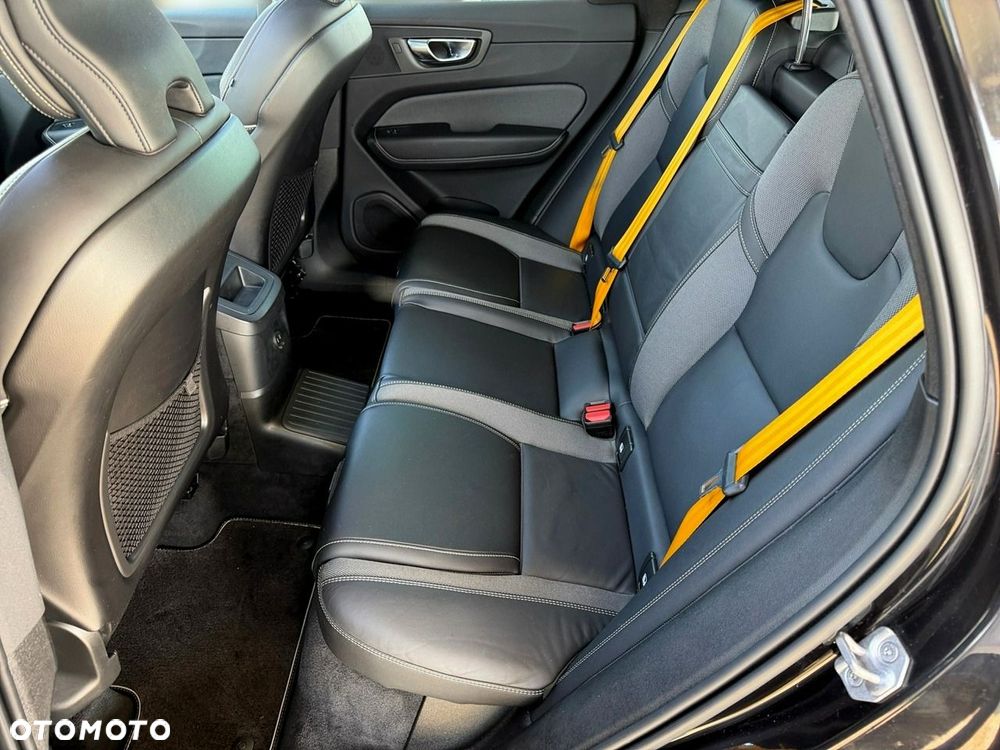 Volvo XC 60 - 18