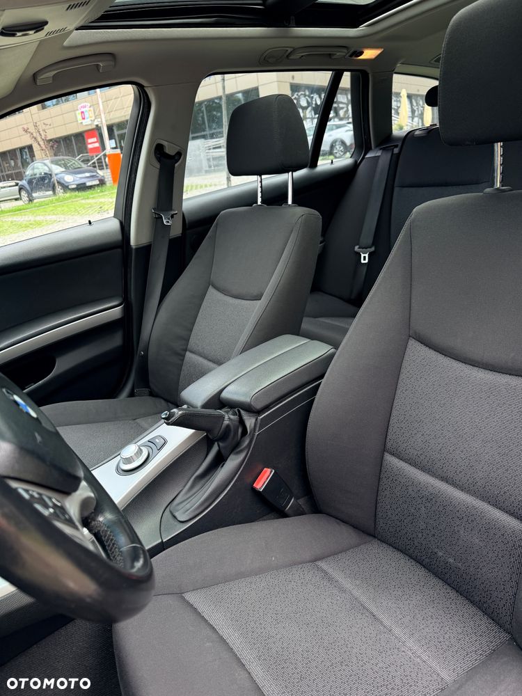 BMW Seria 3 320d - 13