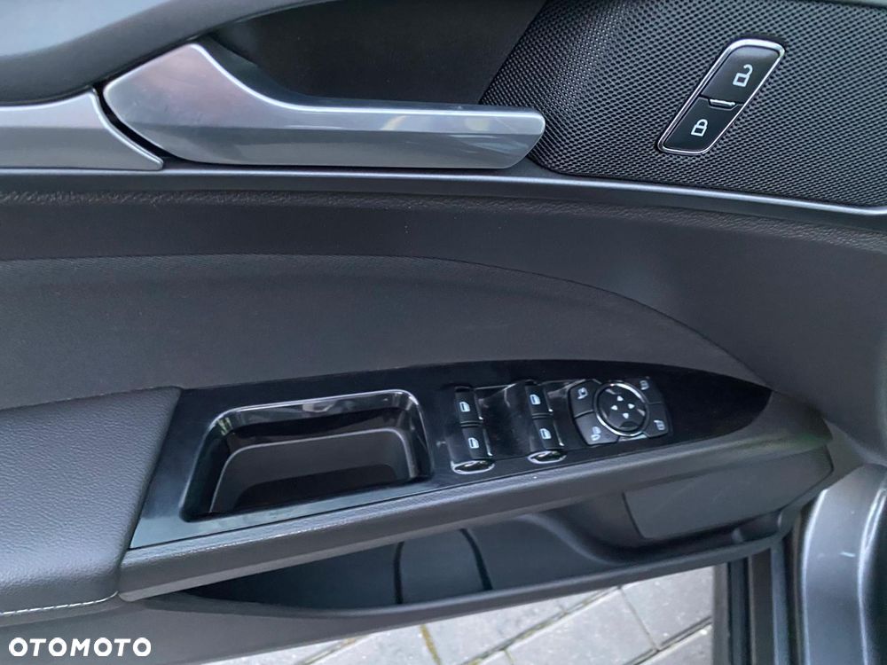 Ford Mondeo 2.0 TDCi STart-Stopp PowerShift-Aut Titanium - 13