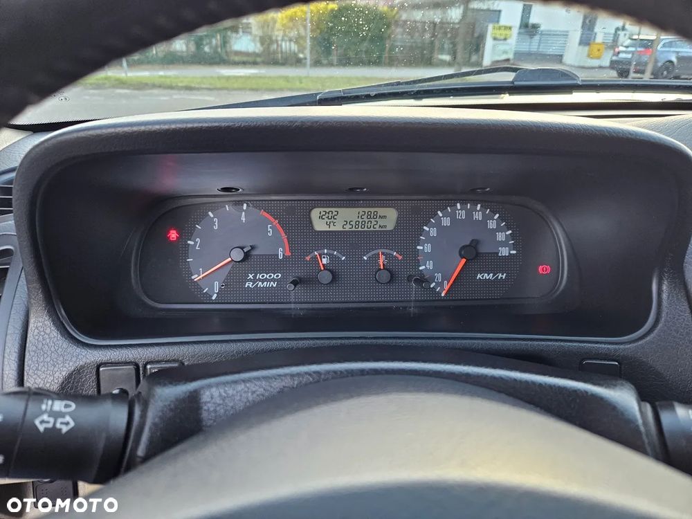 Nissan Terrano 3.0 Di Elegance - 6