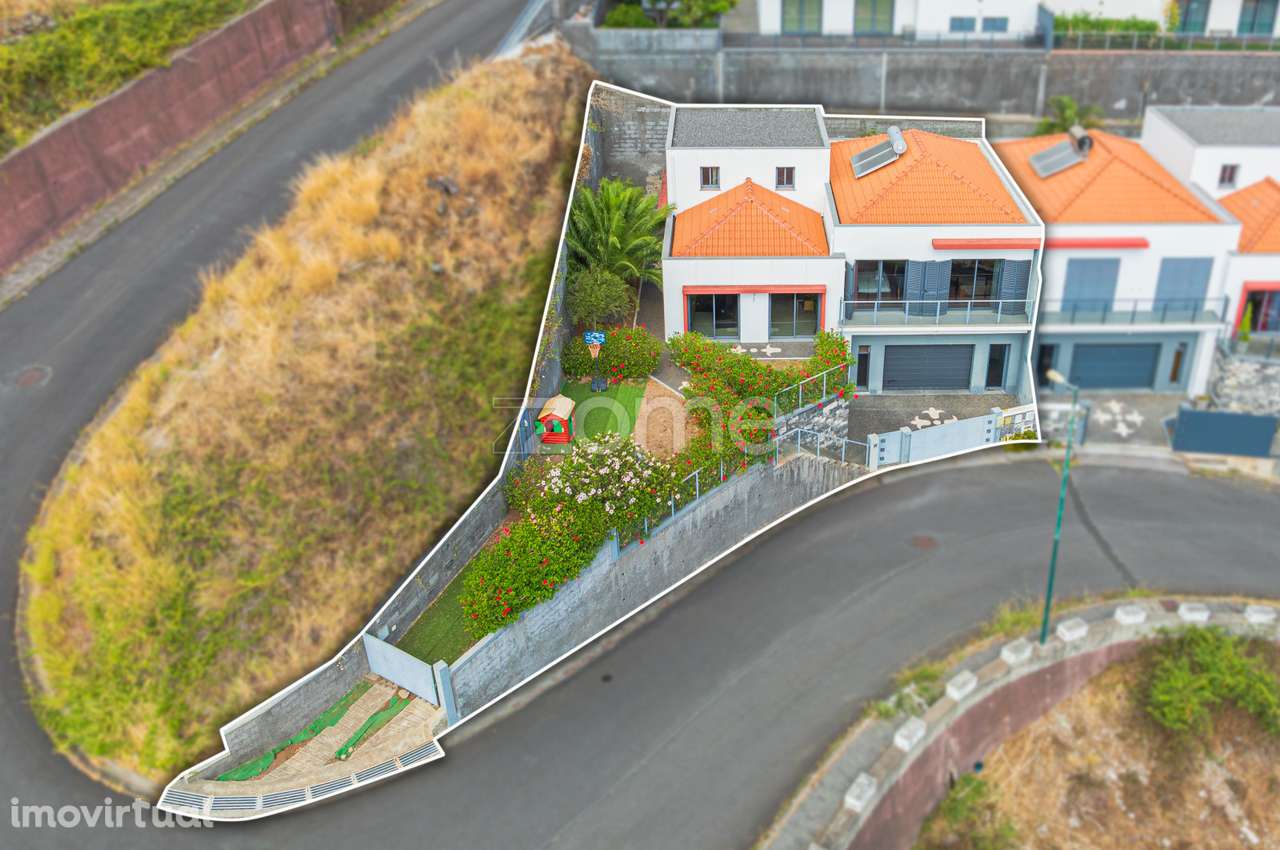 Moradia T3 Geminada - Vista Mar - Santa Cruz - Grande imagem: 5/48