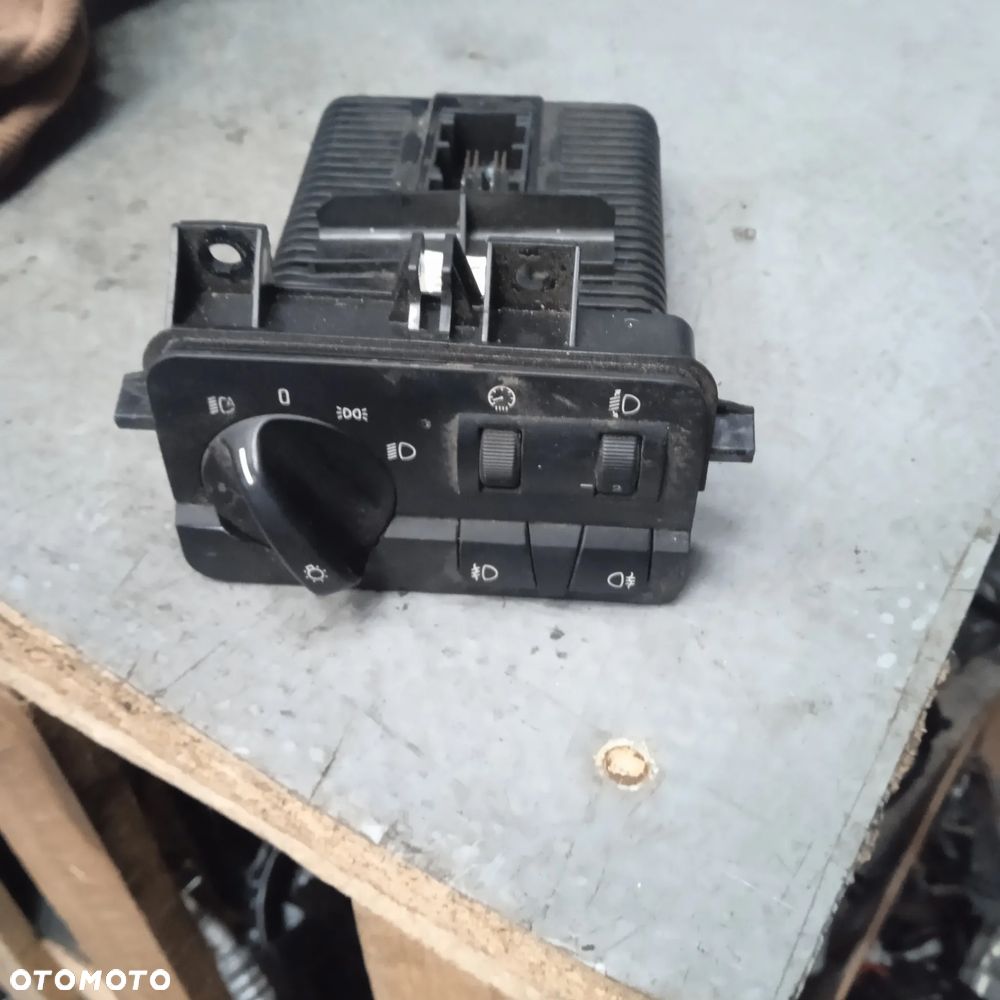 Włącznik świateł E46 6925078 - 1