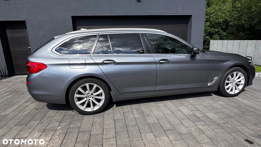 BMW Seria 5 520i M Sport sport - 8
