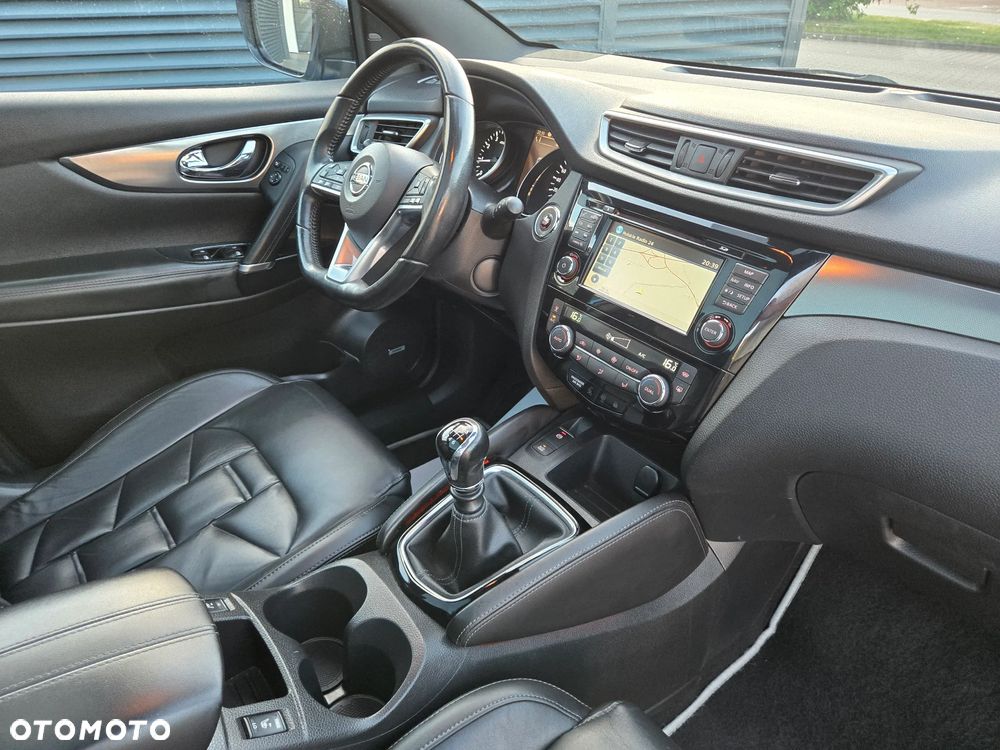 Nissan Qashqai 1.6 DIG-T Tekna+ - 27