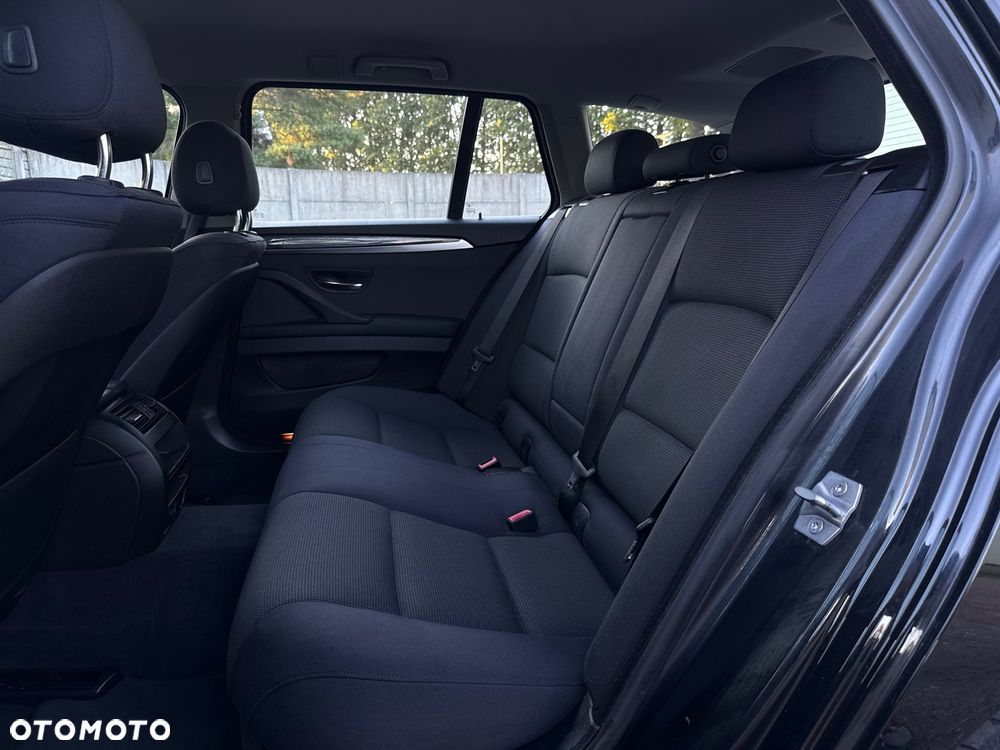 BMW Seria 5 520d - 11