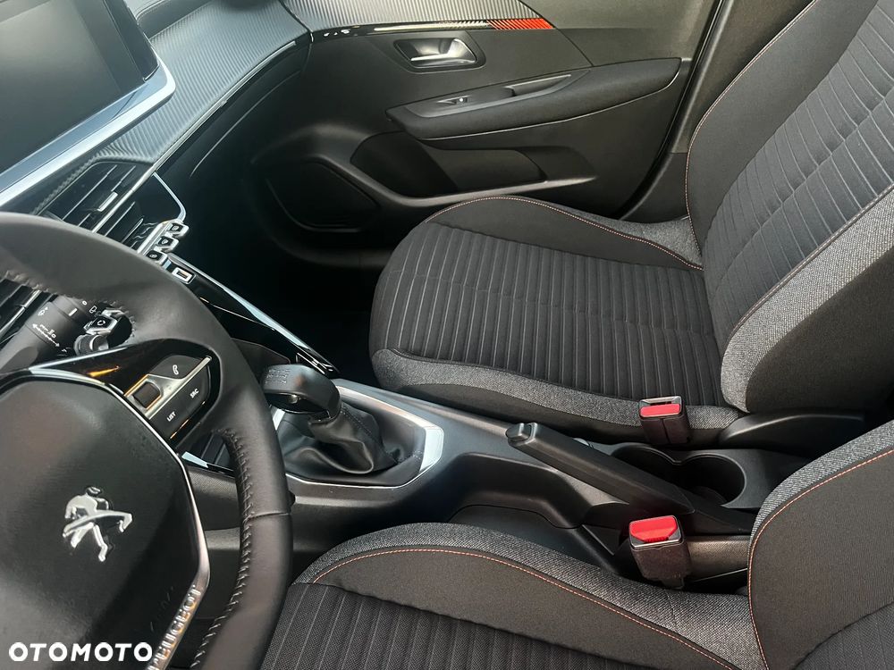 Peugeot 208 1.2 PureTech Style S&S - 13