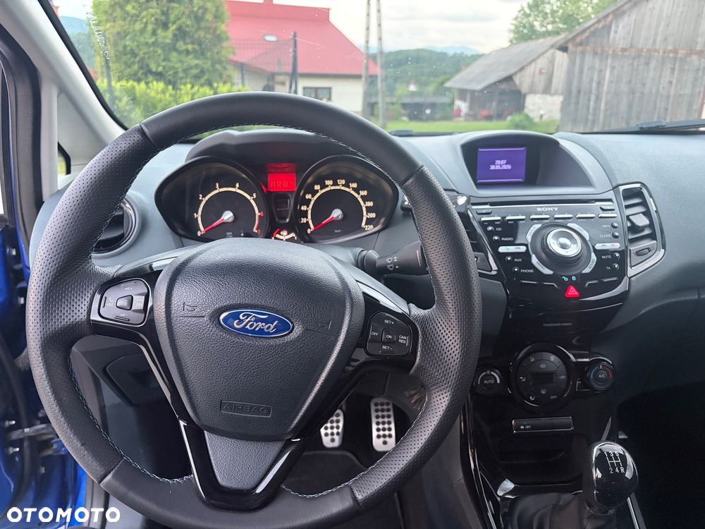 Ford Fiesta 1.6 Sport - 14