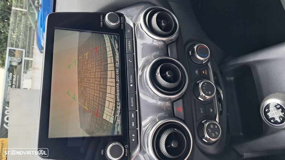 Nissan Juke 1.0 DIG-T Acenta - 9