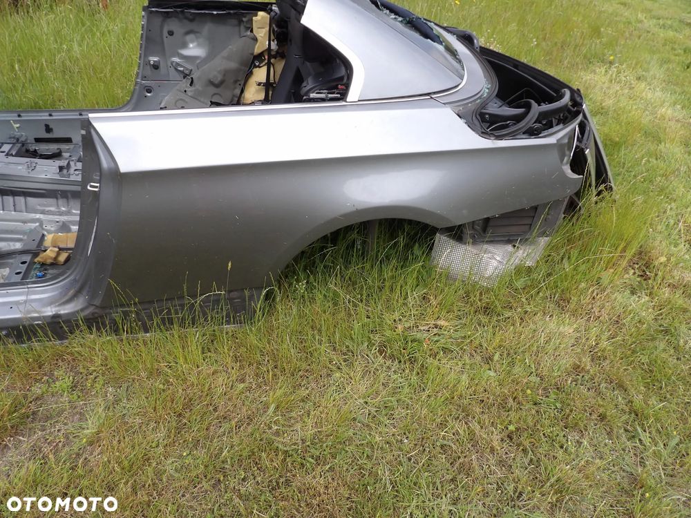 BMW - E93 - KOLOR A52/7 - POSZYCIE BŁOTNIKA - PRAWE/LEWE - CENA ZA 1 SZT - 3