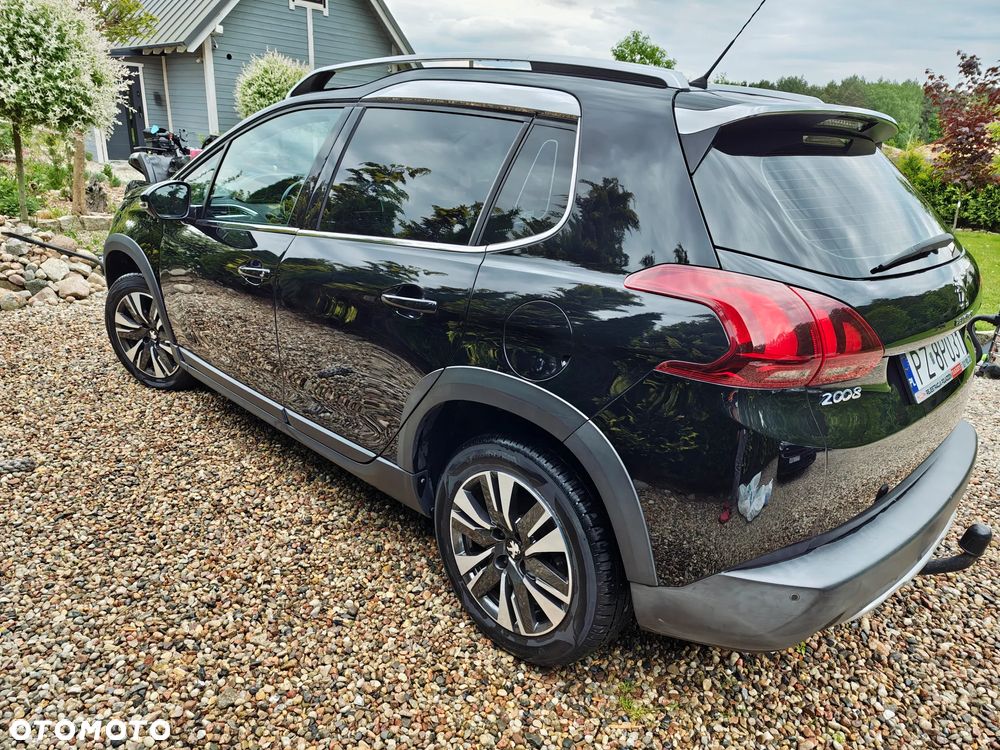Peugeot 2008 1.2 Pure Tech GPF Allure S&S EAT6 - 5