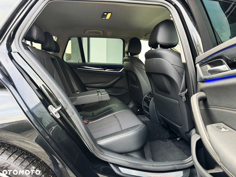 BMW Seria 5 520d M Sport Edition - 30